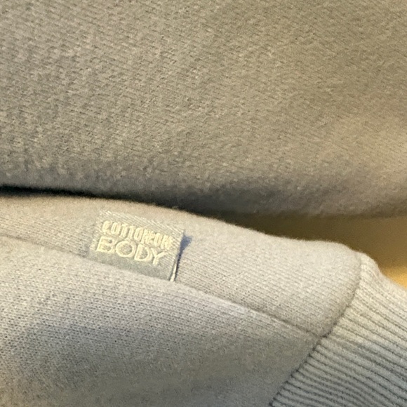 Resort Club Women's Blue Sweatshirt - Picture 7 of 10